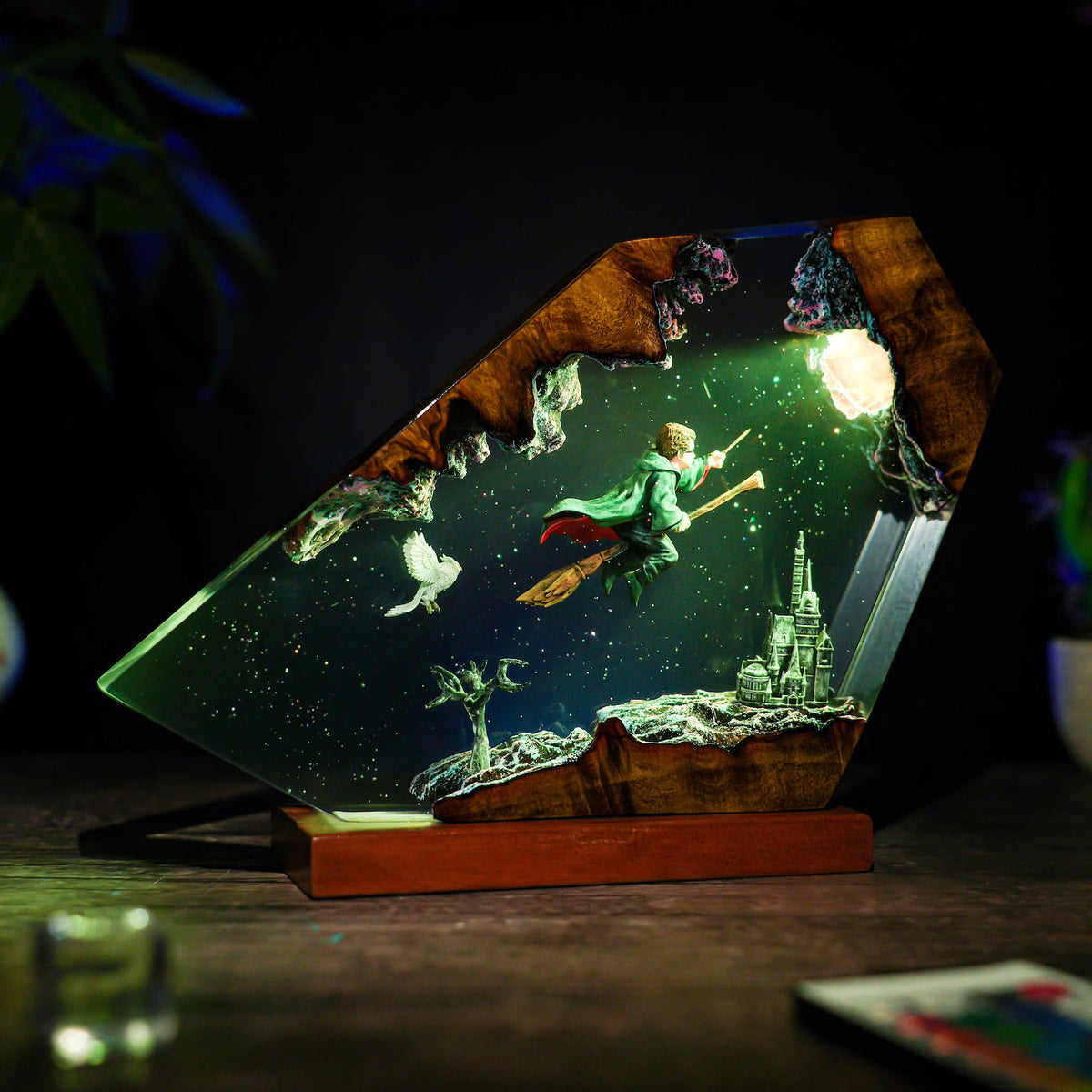 Handmade Wizard-Inspired Resin Wooden Lamp – 16-Color RGB Night Light