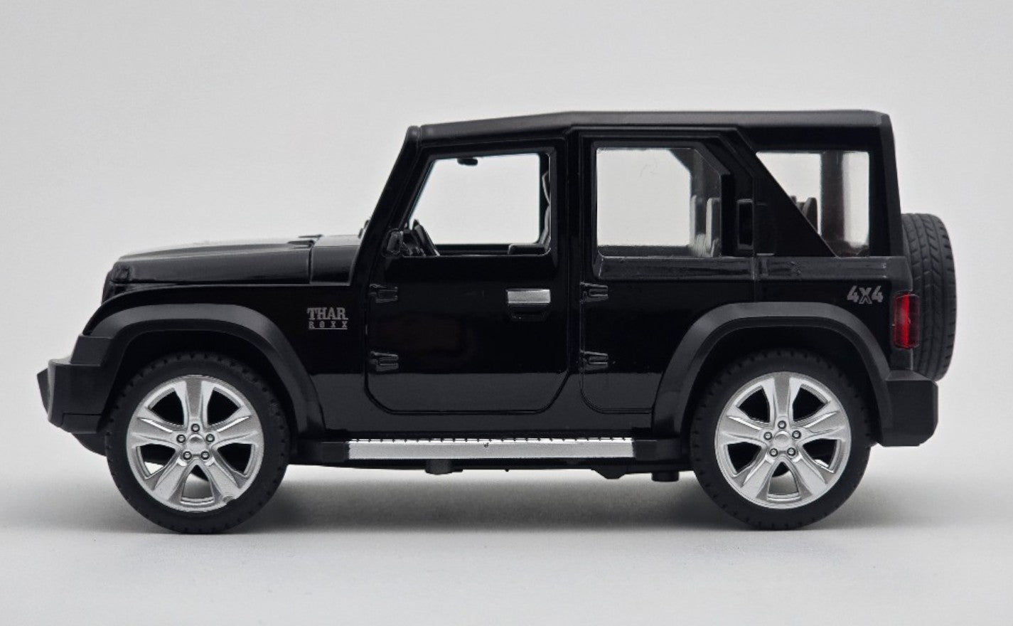 Thar Roxx Metal Diecast Car