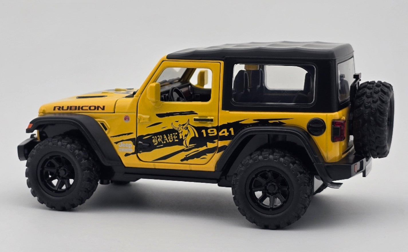 Jeep Wrangler Rubicon 1:24  diecast scale model car