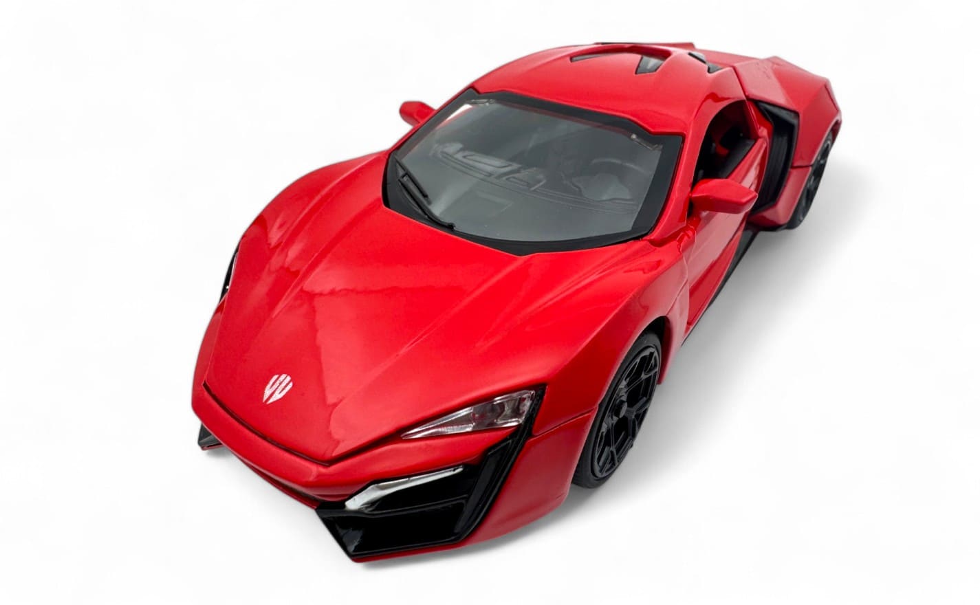 W Motors Lykan HyperSport 1:24  diecast scale model car collectible - Assorted Color