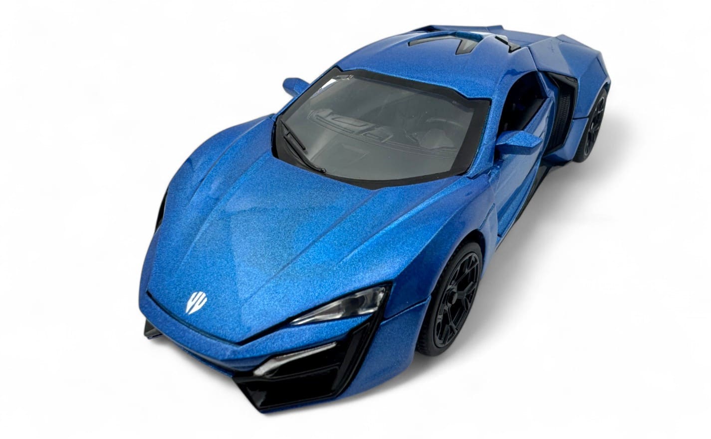 W Motors Lykan HyperSport 1:24  diecast scale model car collectible - Assorted Color