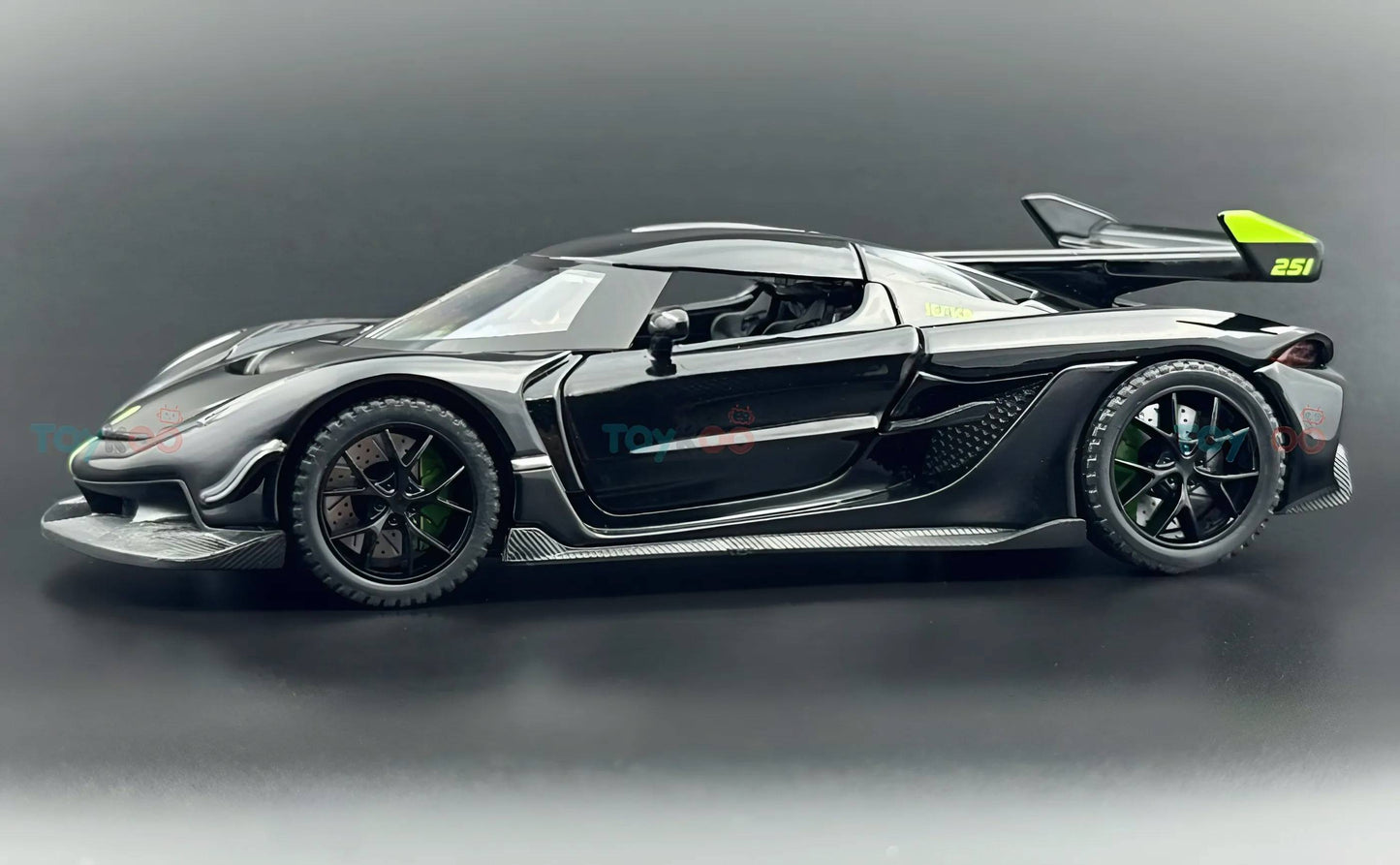 Koenigsegg Jesko 1:24 diecast scale model car collectible